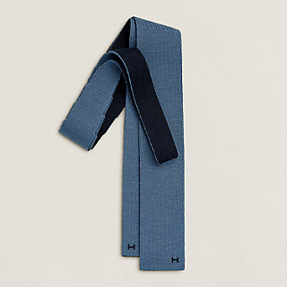 【24h値下中】エルメス ニットタイ ネイビー シルクニットタイ 5 cm《ドゥ・タン》 | Hermès - エルメス-公式サイト